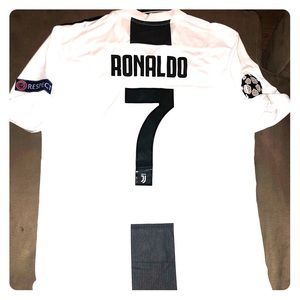 Ronaldo Juventus Jersey size XL 2018/19